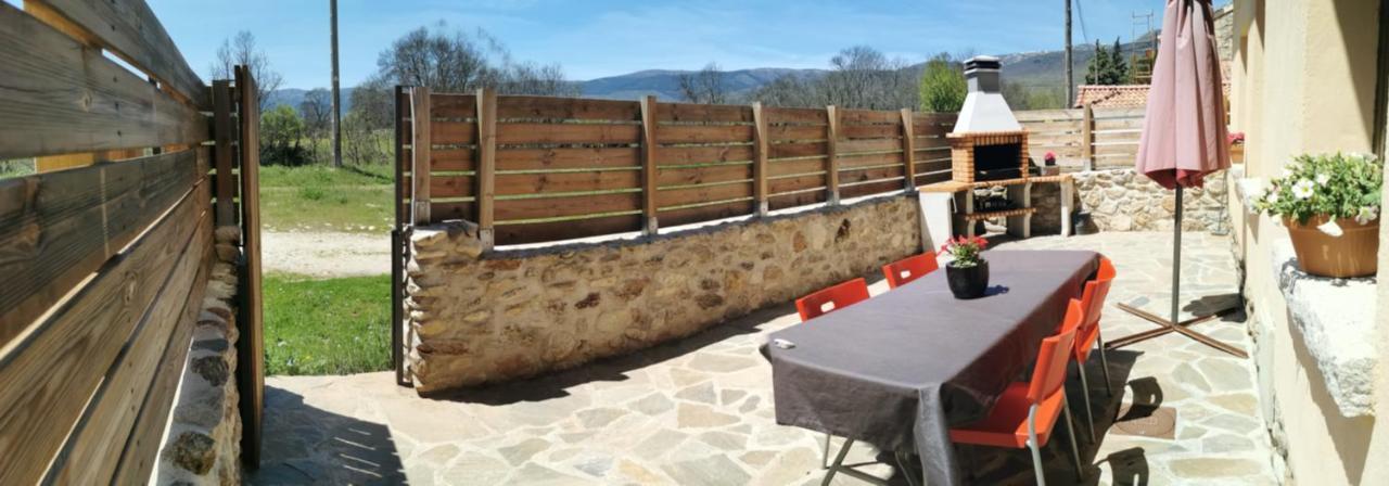 Casitas Pinilla Del Valle מראה חיצוני תמונה